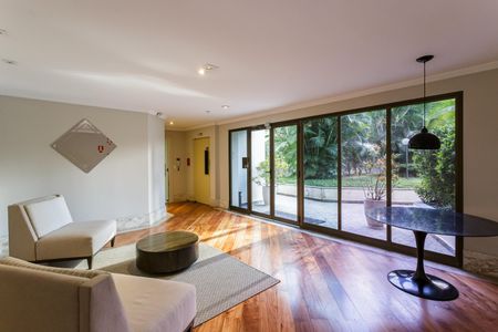 Apartamento à venda com 131m², 3 quartos e 2 vagasHall social