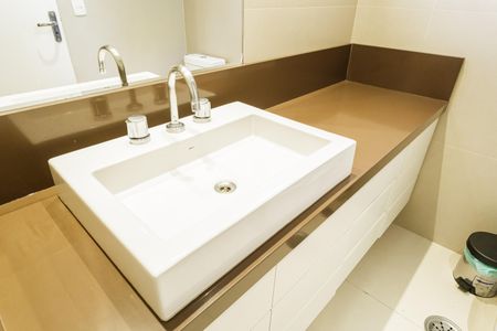 Apartamento à venda com 131m², 3 quartos e 2 vagasBanheiro da Suíte 2