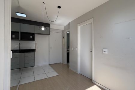 Sala de apartamento para alugar com 2 quartos, 37m² em Vila das Bandeiras, Guarulhos