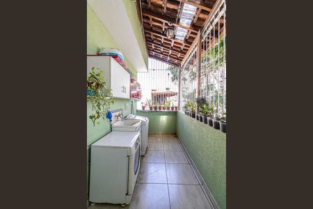 Casa de condomínio à venda com 92m², 2 quartos e 1 vagaÁrea de Serviço