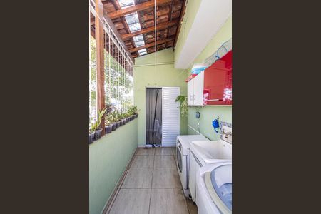 Casa de condomínio à venda com 92m², 2 quartos e 1 vagaÁrea de Serviço