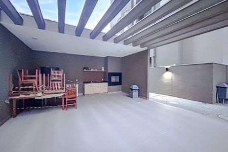 Apartamento para alugar com 39m², 2 quartos e 1 vagaÁrea comum - Churrasqueira