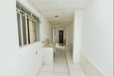 Casa à venda com 106m², 5 quartos e 6 vagas Casa à venda com 106m², 5 quartos e 6 vagasCozinha 2