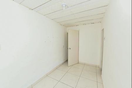 Casa à venda com 106m², 5 quartos e 6 vagas Casa à venda com 106m², 5 quartos e 6 vagasQuarto 4