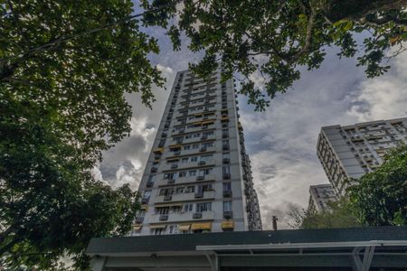 Apartamento para alugar com 63m², 2 quartos e 1 vagaÁrea comum