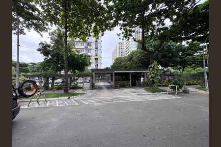 Apartamento para alugar com 63m², 2 quartos e 1 vagaFachada