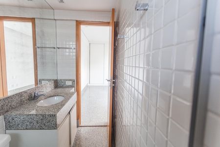 Apartamento para alugar com 83m², 2 quartos e 2 vagasBanheiro da Suíte 1