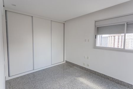 Apartamento para alugar com 83m², 2 quartos e 2 vagasSuíte 1
