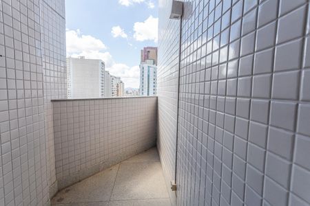 Apartamento para alugar com 83m², 2 quartos e 2 vagasVaranda da Suíte 1