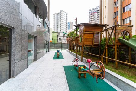 Apartamento para alugar com 83m², 2 quartos e 2 vagasÁrea comum - Playground