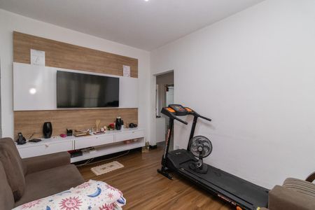 Sala de casa à venda com 2 quartos, 136m² em Jardim Penha, São Paulo