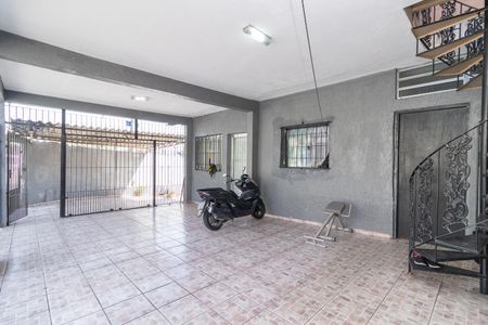 Garagem de casa à venda com 2 quartos, 136m² em Jardim Penha, São Paulo