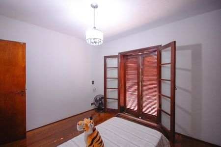 Casa para alugar com 403m², 5 quartos e 6 vagas Casa para alugar com 403m², 5 quartos e 6 vagasQuarto 3