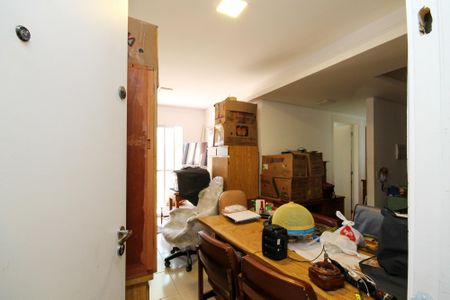 Entrada de apartamento para alugar com 2 quartos, 37m² em Lajeado, Cotia