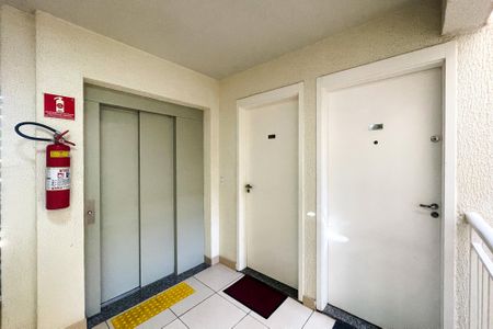 Apartamento para alugar com 37m², 2 quartos e 1 vagaHall de Entrada