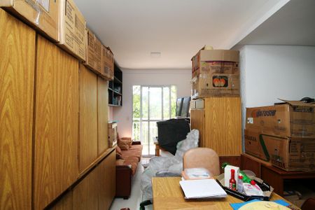 Sala de apartamento para alugar com 2 quartos, 37m² em Lajeado, Cotia