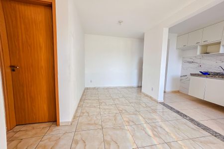 Sala de apartamento para alugar com 2 quartos, 50m² em Utinga, Santo André