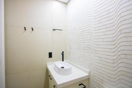 Apartamento para alugar com 37m², 2 quartos e sem vagaBanheiro