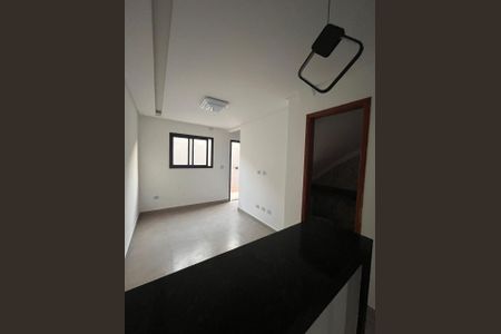 Sala de casa de condomínio para alugar com 2 quartos, 52m² em Vila Caiçara, Praia Grande