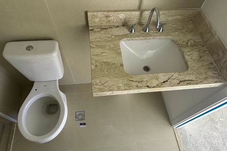 Apartamento à venda com 61m², 2 quartos e 1 vagaBanheiro Social 