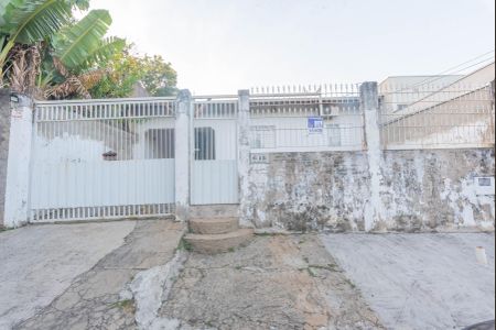 Casa à venda com 280m², 3 quartos e 3 vagasFachada