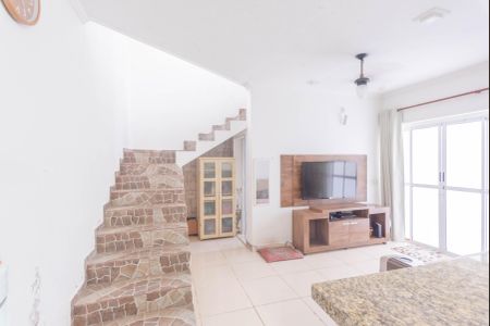 Casa à venda com 280m², 3 quartos e 3 vagasCasa 2- Sala