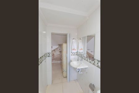 Casa à venda com 280m², 3 quartos e 3 vagasCasa 2- Banheiro
