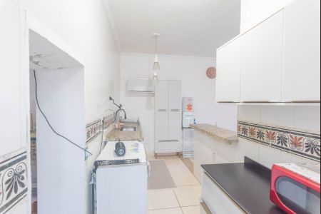 Casa à venda com 280m², 3 quartos e 3 vagasCasa 2- Cozinha