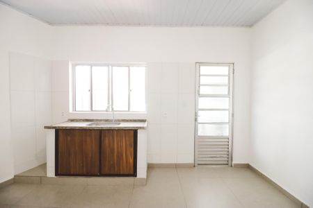 Casa para alugar com 75m², 2 quartos e sem vagaCozinha
