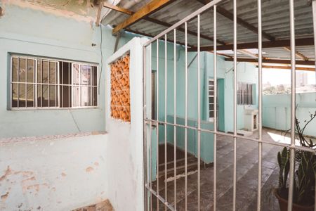 Casa para alugar com 75m², 2 quartos e sem vagaEntrada