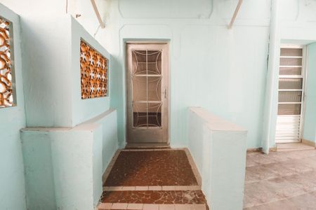 Casa para alugar com 75m², 2 quartos e sem vagaEntrada