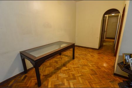 Apartamento para alugar com 107m², 3 quartos e 1 vaga Apartamento para alugar com 107m², 3 quartos e 1 vagaSala