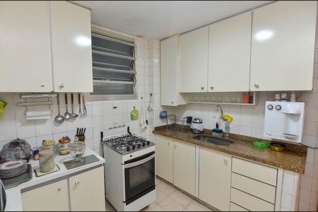 Apartamento para alugar com 107m², 3 quartos e 1 vaga Apartamento para alugar com 107m², 3 quartos e 1 vagaCozinha