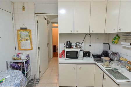 Apartamento para alugar com 107m², 3 quartos e 1 vaga Apartamento para alugar com 107m², 3 quartos e 1 vagaCozinha