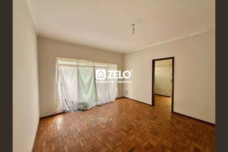 Casa à venda com 226m², 3 quartos e 2 vagasFoto 04