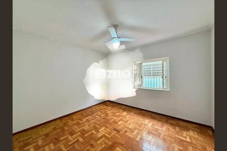 Casa à venda com 226m², 3 quartos e 2 vagasFoto 12