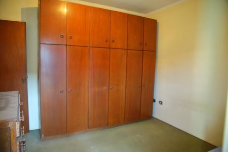 Casa à venda com 489m², 6 quartos e 4 vagasEdícula - Quarto 1 