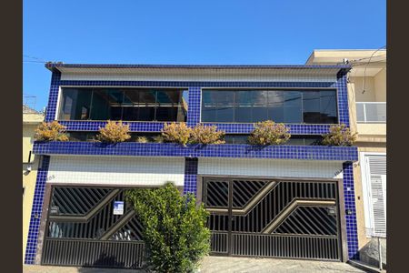 Casa à venda com 489m², 6 quartos e 4 vagasFachada