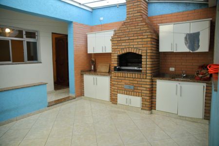 Casa à venda com 489m², 6 quartos e 4 vagasCasa 2  - Quintal 