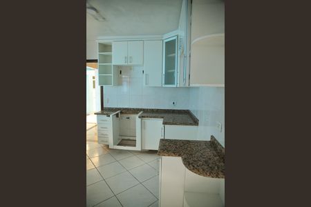 Casa à venda com 489m², 6 quartos e 4 vagasCasa 2  - Cozinha