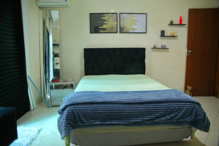 Casa à venda com 489m², 6 quartos e 4 vagasSuíte