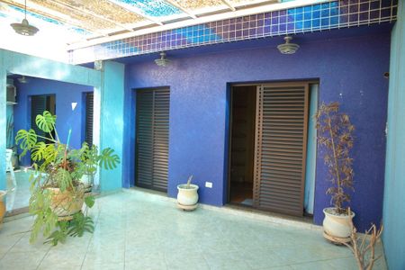 Casa à venda com 489m², 6 quartos e 4 vagasCasa 2 - Varanda da  Suíte 2 