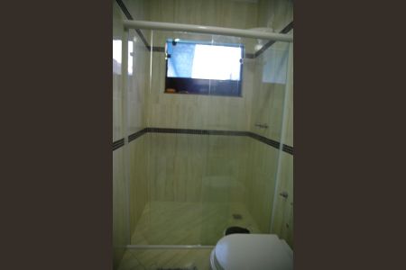 Casa à venda com 489m², 6 quartos e 4 vagasBanheiro da Suíte