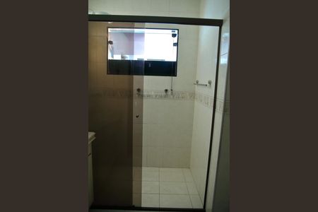 Casa à venda com 489m², 6 quartos e 4 vagasCasa 2  - Banheiro Social 