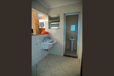 Casa à venda com 489m², 6 quartos e 4 vagasCasa 2  - Área de serviço