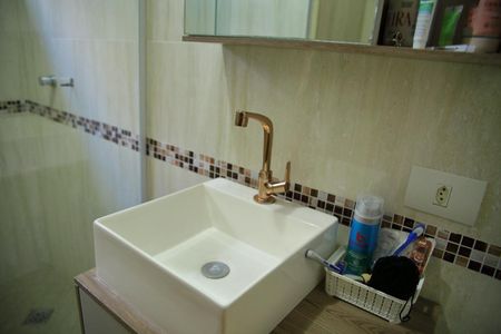 Casa à venda com 489m², 6 quartos e 4 vagasBanheiro Social 