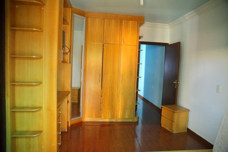 Casa à venda com 489m², 6 quartos e 4 vagasCasa 2 - Suíte 2