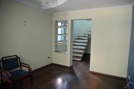 Casa à venda com 489m², 6 quartos e 4 vagasCasa 2 - Sala