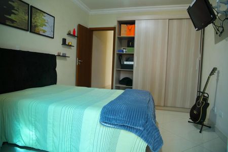 Casa à venda com 489m², 6 quartos e 4 vagasSuíte