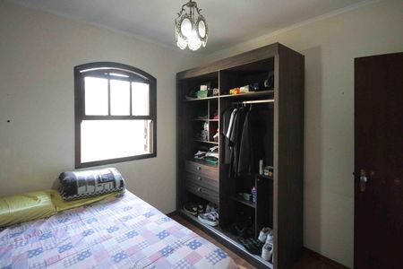 Casa à venda com 250m², 3 quartos e 2 vagas